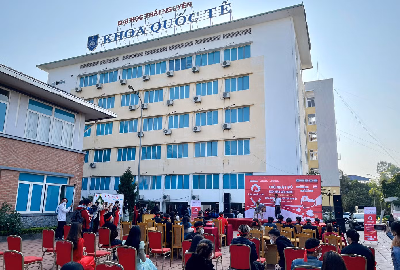 Chương trình phát động diễn ra tại khoa Quốc tế - Đại học Thái Nguyên Chương trình phát động diễn ra tại khoa Quốc tế - Đại học Thái Nguyên