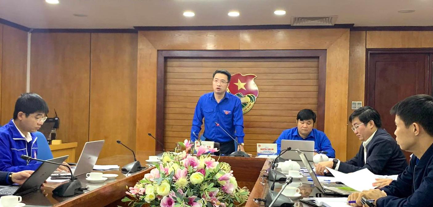 Anh Nguyễn Tường Lâm phát biểu tại hội nghị giao ban cụm Duyên hải Nam Trung Bộ năm 2021. Anh Nguyễn Tường Lâm phát biểu tại hội nghị giao ban cụm Duyên hải Nam Trung Bộ năm 2021.