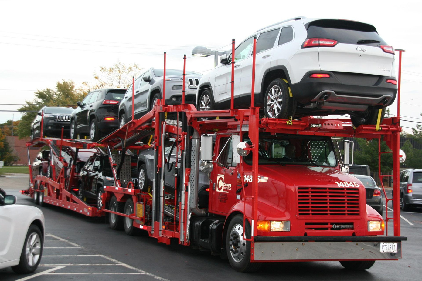 Mức duy trì xe hơi cũ tại Mỹ cũng cao hơn nhiều so với 5 năm trước. Mức duy trì xe hơi cũ tại Mỹ cũng cao hơn nhiều so với 5 năm trước.