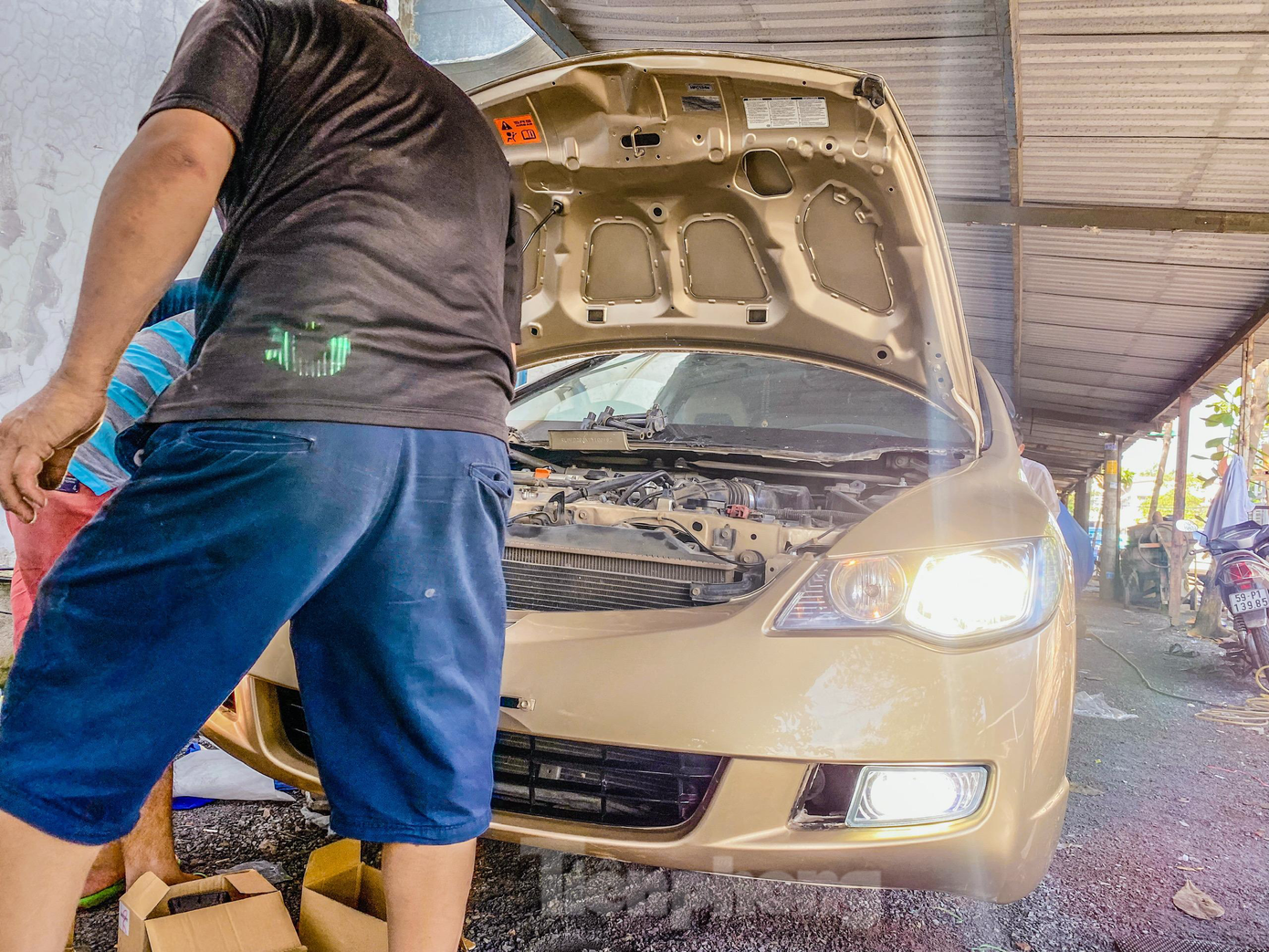 Giới hạn lượt khách mỗi ngày là cách hữu ích để tránh tình trạng quá tải. Giới hạn lượt khách mỗi ngày là cách hữu ích để tránh tình trạng quá tải.