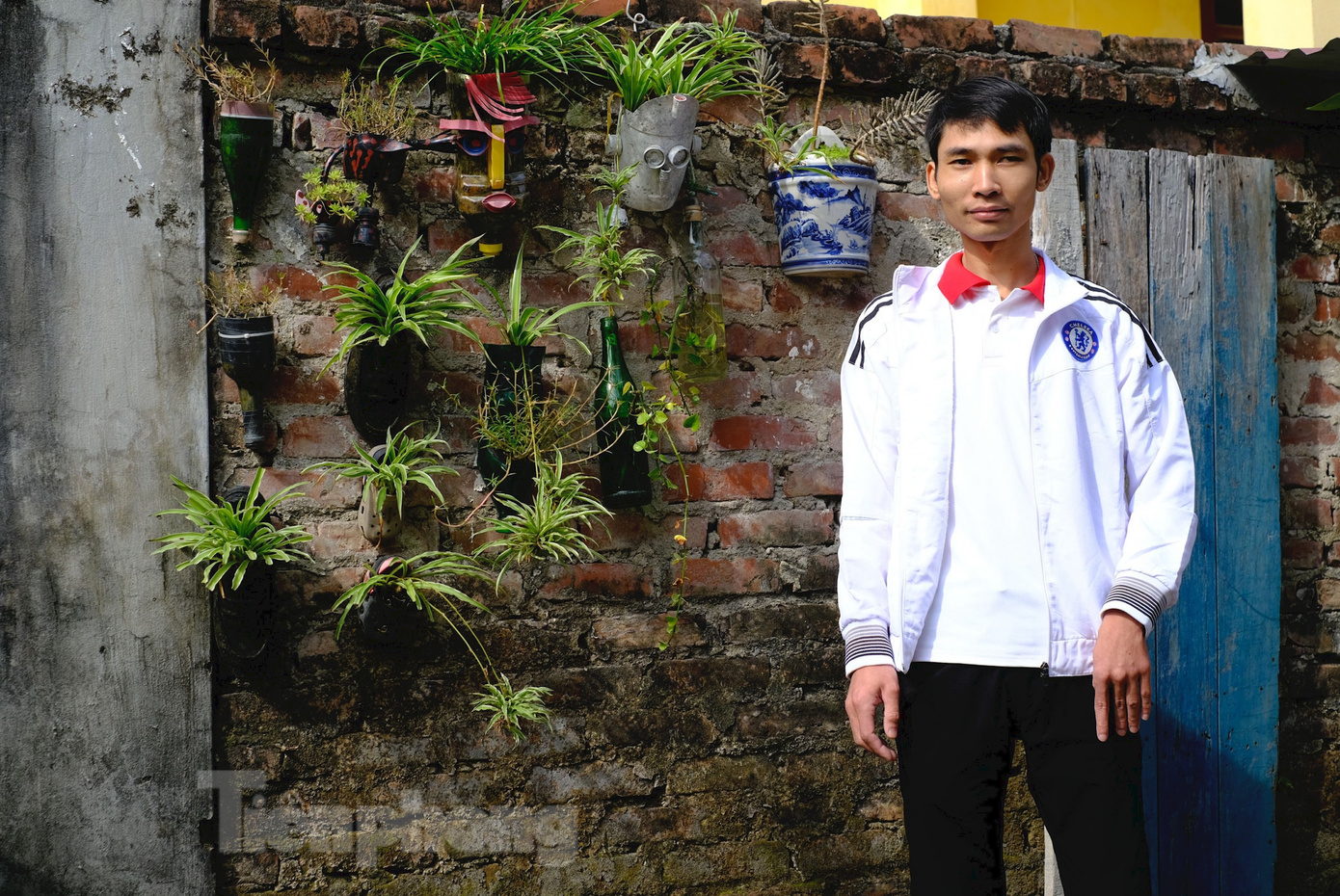 Đinh Đồng Giang là một trong số ít thanh niên quan tâm đặc biệt tới môi trường.