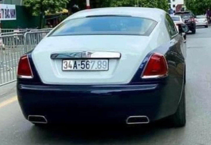 Biển số đẹp vốn được gắn liền với nhiều chiếc xe siêu sang, có giá mua mới bằng cả một căn biệt thự. Biển số đẹp vốn được gắn liền với nhiều chiếc xe siêu sang, có giá mua mới bằng cả một căn biệt thự.