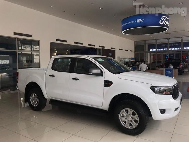 Tiền chênh của bán tải Ford Ranger hay Everest từng lên hơn 45 triệu đồng.