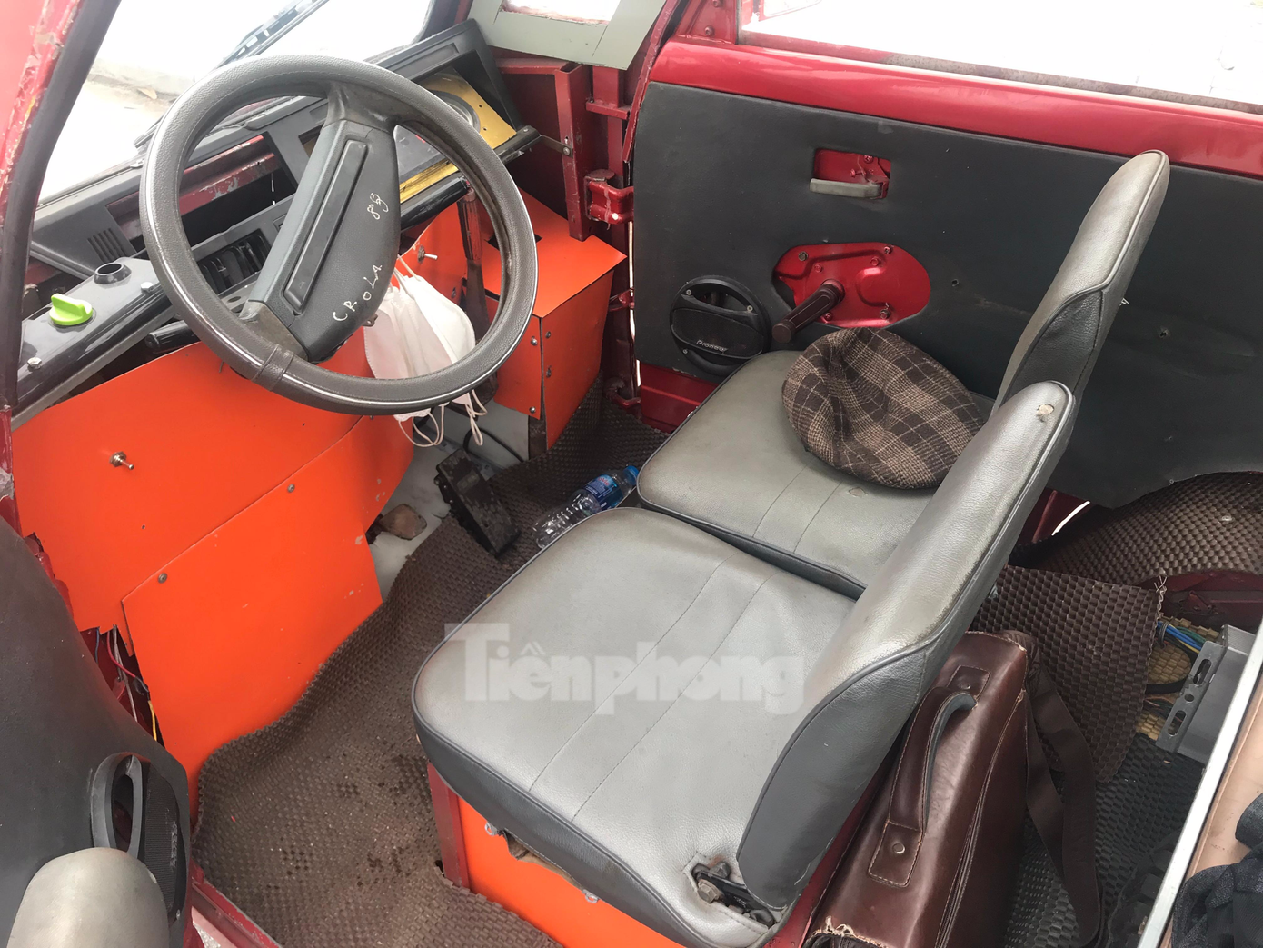 Nội thất được trang bị đầy đủ các tính năng để vận hành. Nội thất được trang bị đầy đủ các tính năng để vận hành.