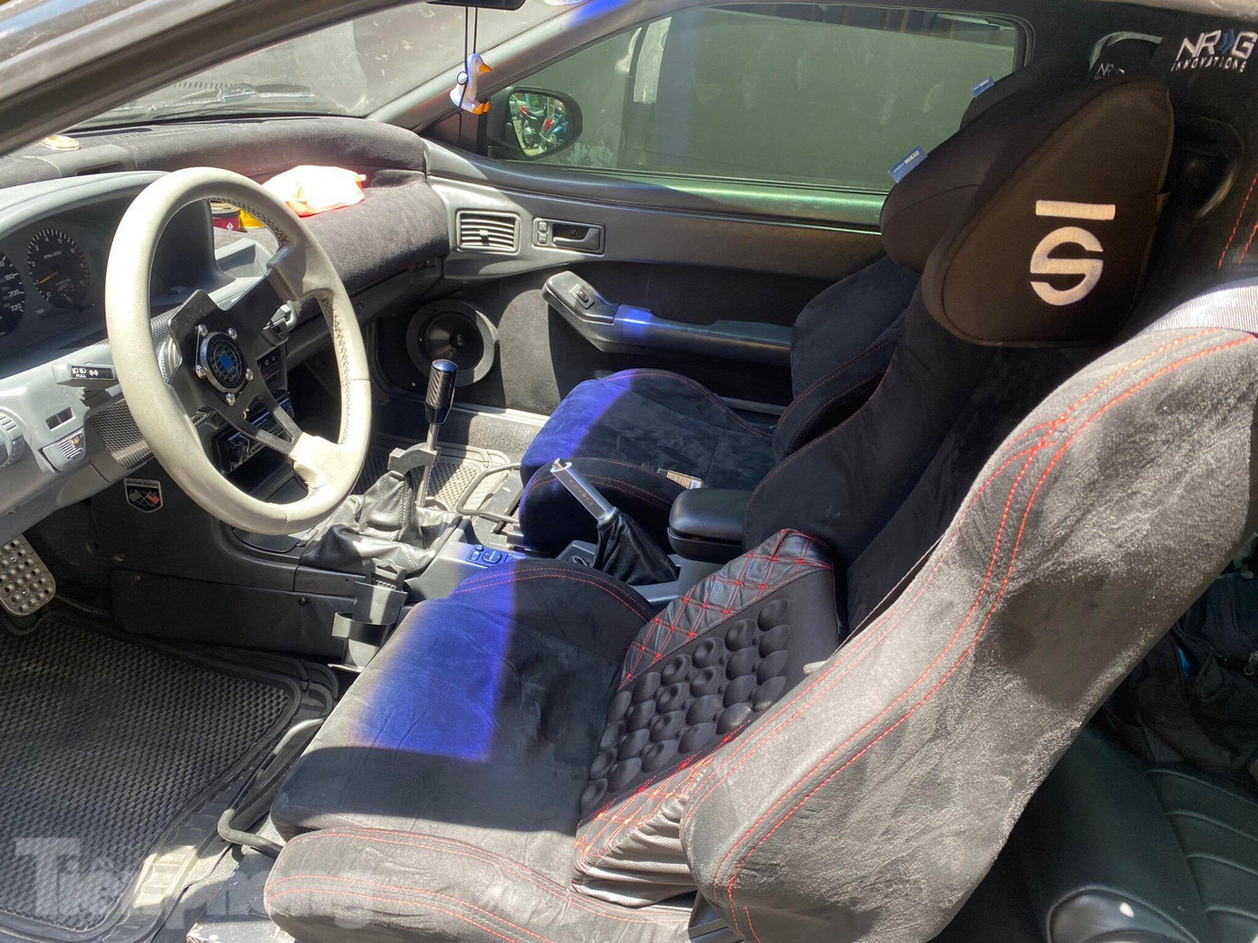 Nội thất của Ford Probe Mk1.