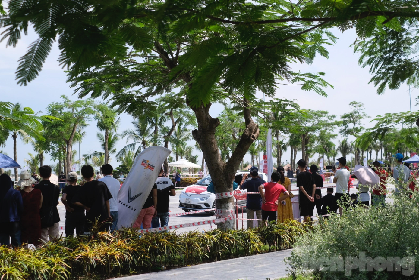 Giải đấu thu hút được rất nhiều sự chú ý của người dân địa phương và khách du lịch. Giải đấu thu hút được rất nhiều sự chú ý của người dân địa phương và khách du lịch.