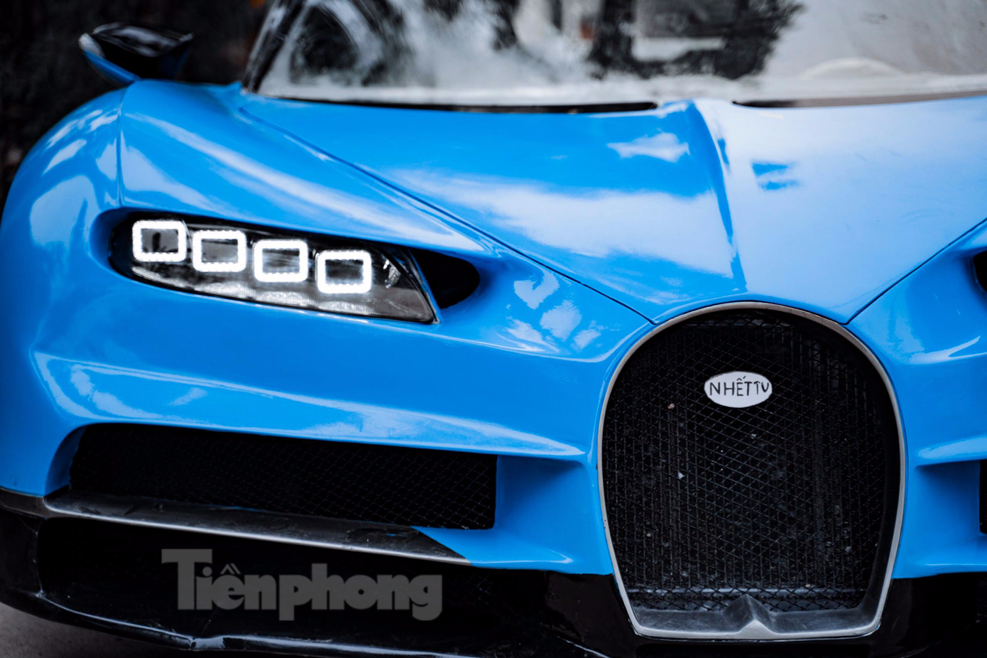 Chiron tự chế sở hữu động cơ cho công suất 124 mã lực.