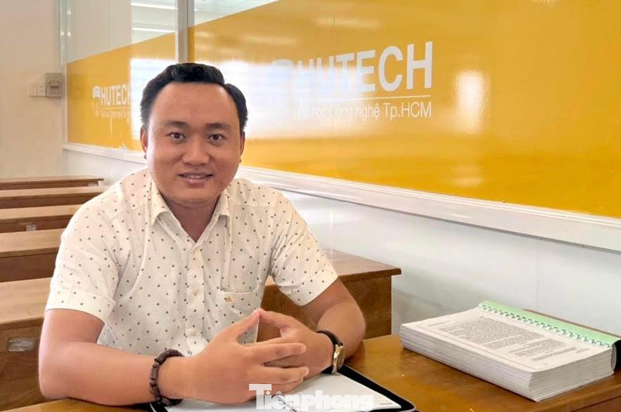 Ông Đinh Hoàng Anh Tuấn.