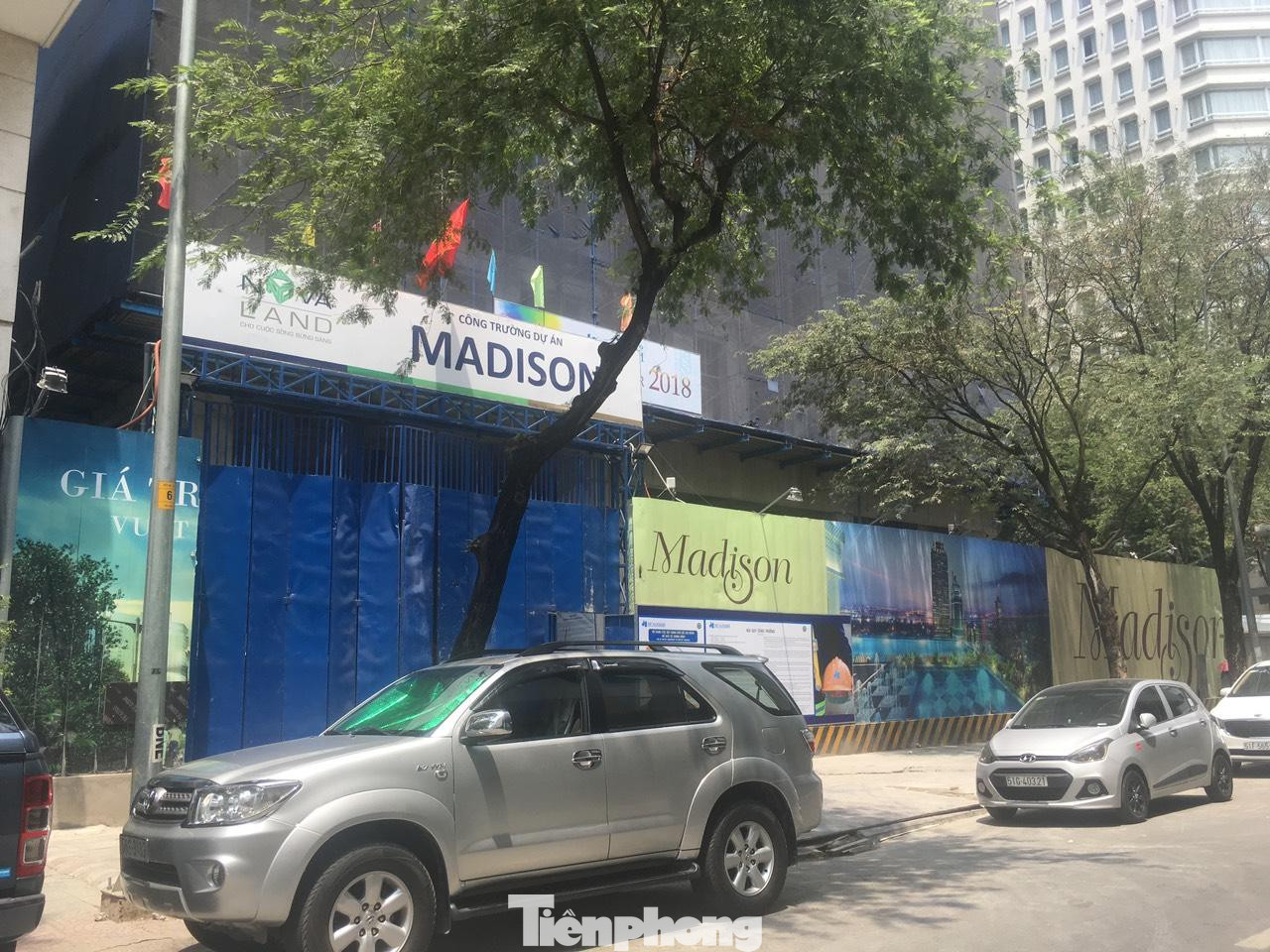 Khu vực trung tâm TPHCM đang thiếu bãi đỗ xe.