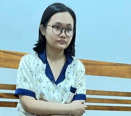 Bị can Tống Thị Tùng Linh. Bị can Tống Thị Tùng Linh.