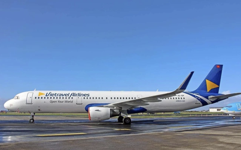 Vietravel sở hữu 17,8 triệu cổ phần, tương đương 13,7% vốn điều lệ tại Vietravel Airlines.