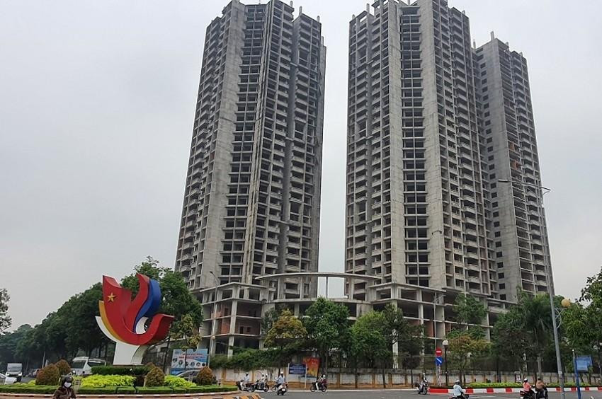 Dự án Khu nhà ở HH1 tại phường 7, TP.Vũng Tàu của Liên doanh Việt-Nga Vietsovpetro bị ngưng thi công từ tháng 8/2016 đến nay (ảnh: PLO).