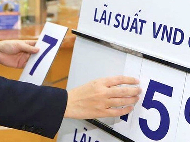 Lãi suất tái cấp vốn lên 5,5% vào cuối năm 2022 và sau đó là 6% vào cuối quý I/2023.