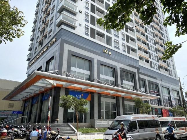 Chung cư Nguyễn Kim – Khu B (quận 10), RESCO chi trả chi phí thực hiện dự án thay cho đối tác kinh doanh, làm ảnh hưởng đến hoạt động kinh doanh của RESCO, làm lợi cho đối tác, mang tính rủi ro cao.