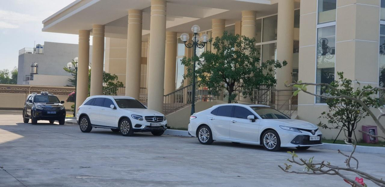 Cơ quan CSĐT của Bộ Công an đến khám xét phòng làm việc của bị can Ngô Hiếu Toàn, Phó giám đốc Sở Tài chính Bình Thuận lúc 8 giờ sáng nay 11/2.