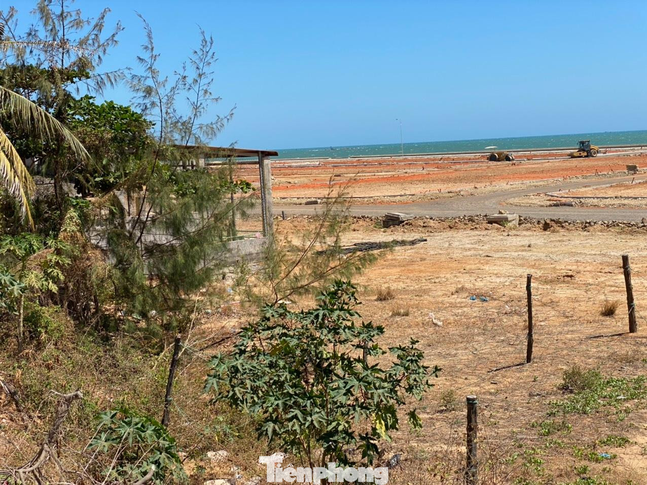 Hamubay Phan Thiết là 1 trong những dự án đang bị Bộ Công an điều tra vì giao đất không qua đấu giá. Hamubay Phan Thiết là 1 trong những dự án đang bị Bộ Công an điều tra vì giao đất không qua đấu giá.