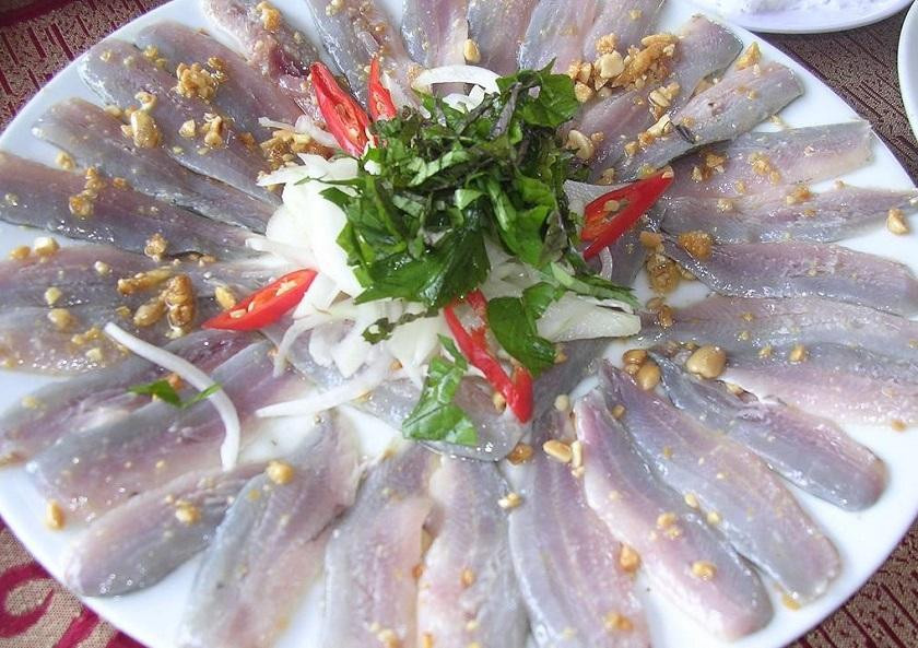 Gỏi cá mập cáo.