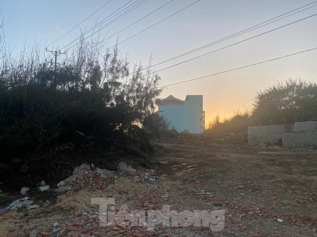 Cục Thuế kiến nghị UBND tỉnh giao Sở Tài nguyên Môi trường tham mưu xây dựng bảng giá đất. Cục Thuế kiến nghị UBND tỉnh giao Sở Tài nguyên Môi trường tham mưu xây dựng bảng giá đất.