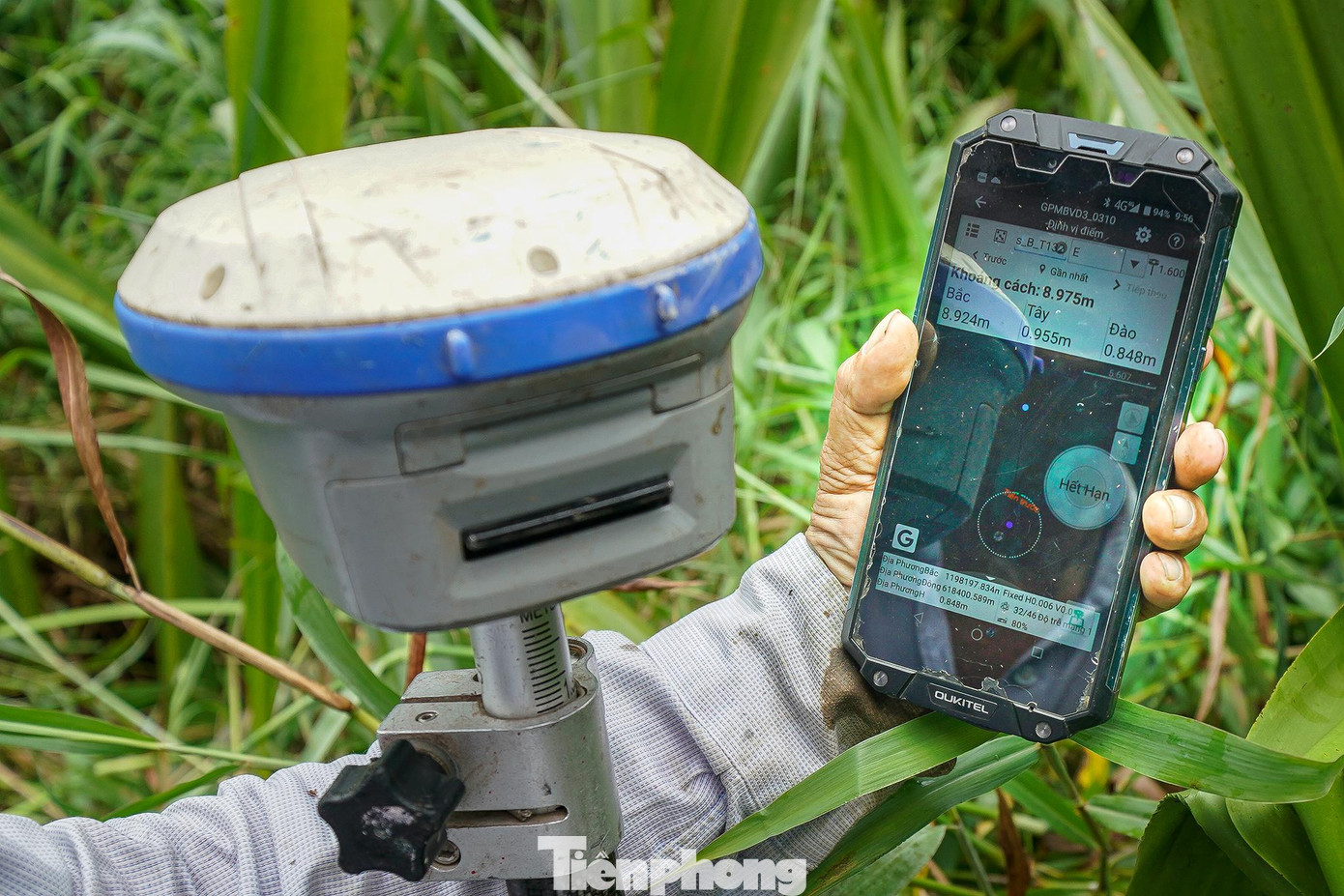 Với công nghệ hiện đại, việc xác định tọa độ của cọc lộ giới dễ dàng hơn.