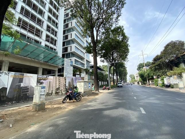 Thanh tra TPHCM cũng chỉ ra, RESCO dính nhiều sai phạm trong việc chỉ định thầu không đúng quy định, không tổ chức đấu thầu lựa chọn nhà thầu, tự thực hiện các gói thầu dự án trong khi không đảm bảo năng lực thực hiện.