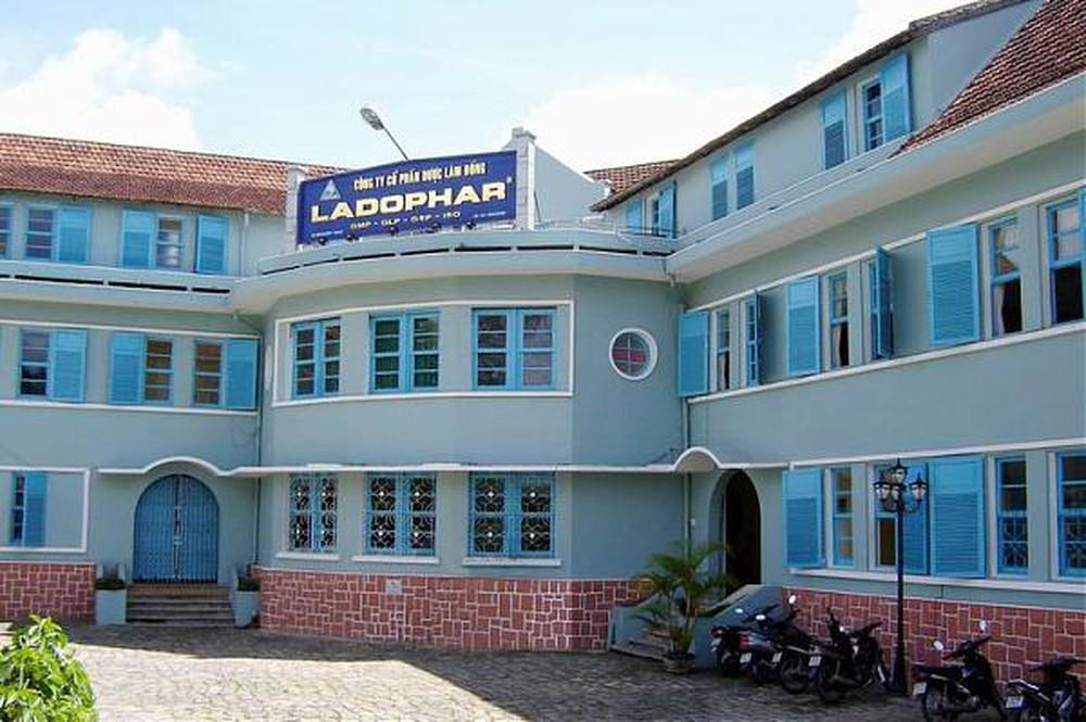 Công ty CP Dược Lâm Đồng bất ngờ có lợi nhuận sau khi tham gia vào hệ sinh thái Louis Hodings. Công ty CP Dược Lâm Đồng bất ngờ có lợi nhuận sau khi tham gia vào hệ sinh thái Louis Hodings.