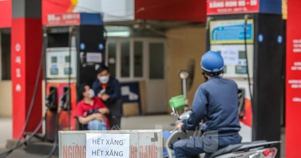 Doanh nghiệp kinh doanh xăng dầu càng bán càng lỗ.