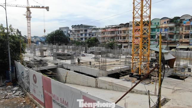 Hiện tại, dự án đã hoàn thành xong phần móng nhưng bị ngưng thi công từ lâu.