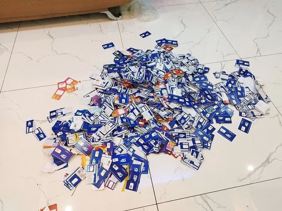 Hàng ngàn sim điện thoại đã được các đối tượng dùng để lừa đảo.