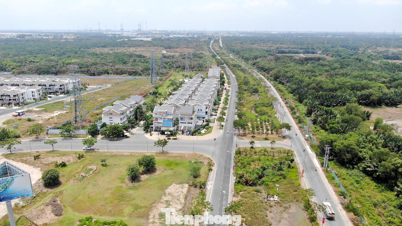 Hiện này, có khoảng 70% dự án bất động sản, đô thị, nhà ở thương mại bị vướng mắc pháp lý. Hiện này, có khoảng 70% dự án bất động sản, đô thị, nhà ở thương mại bị vướng mắc pháp lý.