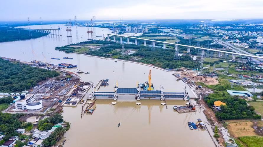 Dự án chống ngập 10.000 tỷ đồng đang bị tắc vốn. Dự án chống ngập 10.000 tỷ đồng đang bị tắc vốn.