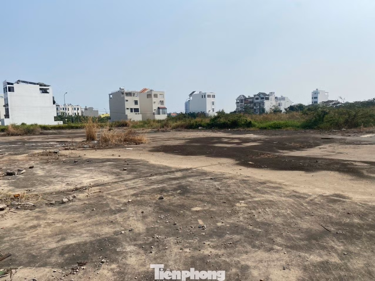 Vì sao một khu đất công được cấp phép xây bệnh viện với hàng loạt ưu đãi nhưng ông Đặng Phước Dừa lại lợi dụng để trục lợi như vậy mà không bị xử lý? Vì sao một khu đất công được cấp phép xây bệnh viện với hàng loạt ưu đãi nhưng ông Đặng Phước Dừa lại lợi dụng để trục lợi như vậy mà không bị xử lý?