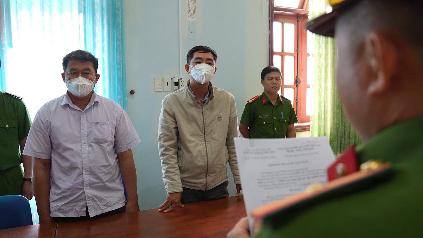 Cả 4 bị can đều bị bắt về tội “Thiếu trách nhiệm gây hậu quả nghiêm trọng” quy định tại khoản 1 Điều 360 Bộ luật Hình sự.