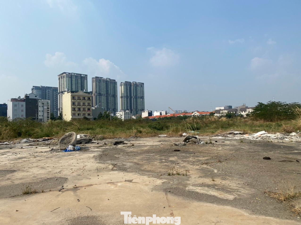 Kết luận của Cục Thanh tra giám sát Ngân hàng Nhà nước chi nhánh TPHCM cho thấy, Sacombank chi nhánh Bình Thạnh chưa căn cứ vào tình hình hoạt động kinh doanh và tài chính của đơn vị góp vốn khi đánh giá, tính toán nguồn trả nợ và hoàn trả vốn góp cho cả 3 lần thế chấp dù dự án có hiệu quả hay không. Thời điểm thẩm định cho chủ đầu tư dự án Bệnh viện Đa khoa Ngọc Tâm vay vốn, giấy phép đăng ký kinh doanh của công ty không có chức năng hoạt động góp vốn đầu tư dự án. Sau đó, ông Dừa không trả nợ cho Sacombank chi nhánh Bình Thạnh mà tiếp tục “ngâm” để gói tín dụng thành nợ xấu.