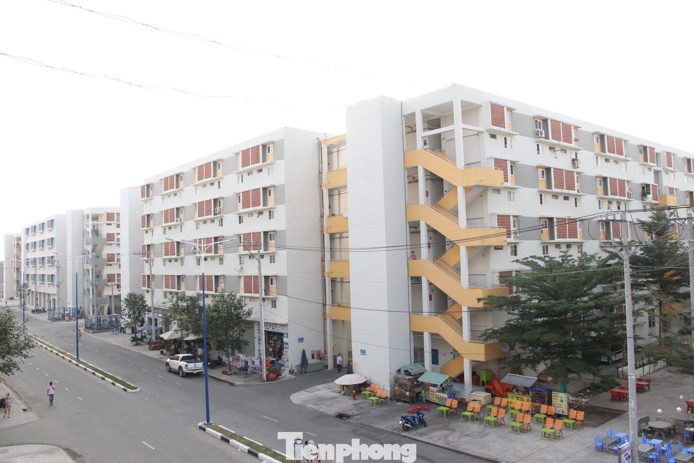 Việc bắt buộc dành 20% tổng diện tích đất ở để xây dựng nhà ở xã hội tại một dự án sẽ giảm hiệu quả đầu tư và khó khăn trong việc cung cấp các dịch vụ.