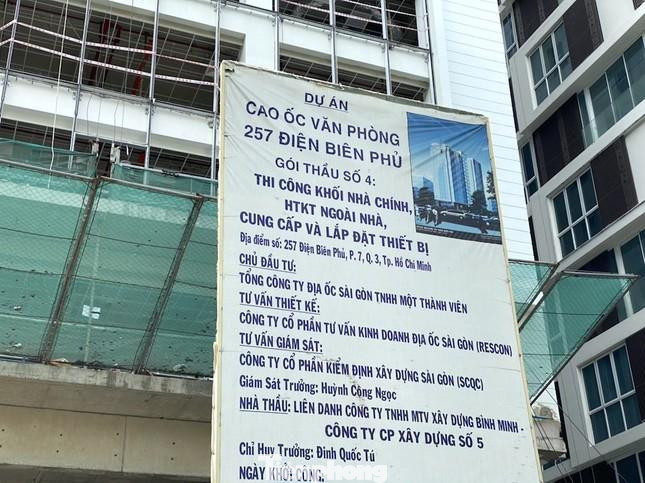 Dự án đầu tư xây dựng khu cao ốc văn phòng tại 257 Điện Biên Phủ, quận 3 do RESCO trực tiếp làm chủ đầu tư.