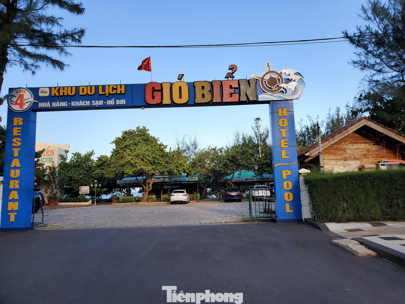 Ngoài ra, UBND TP.Vũng Tàu cũng yêu cầu doanh nghiệp thực hiện đầy đủ nội dung liên quan đến số tiền còn nợ ngân sách (hơn 326 tỷ đồng) đến thời điểm hiện nay theo kết luận của Thanh tra tỉnh Bà Rịa-Vũng Tàu và thông báo của Chi cục Thuế khu vực Vũng Tàu-Côn Đảo.