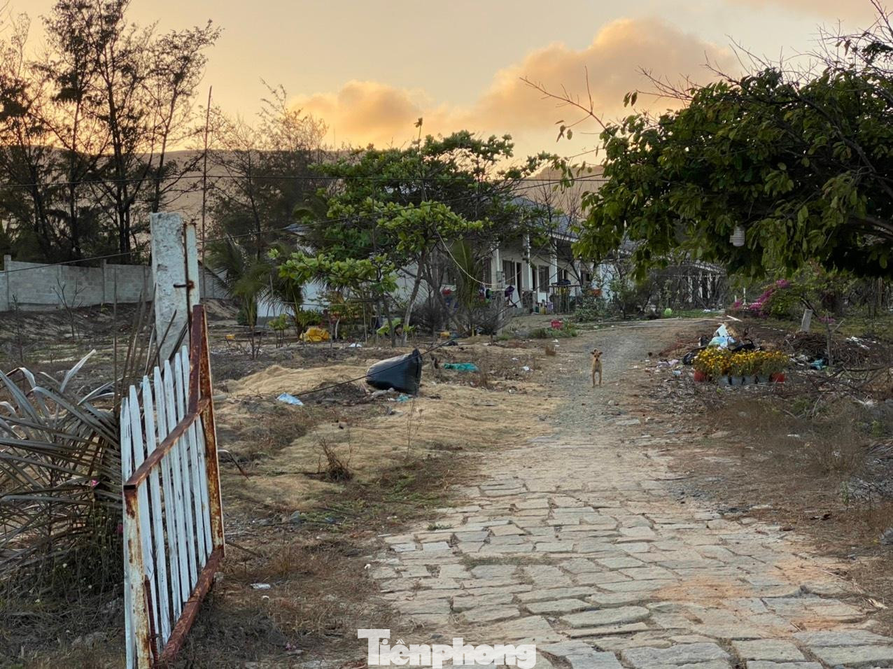 Thời gian gần đây, nhiều khu resort bắt đầu được khởi động xây dựng trở lại. Thời gian gần đây, nhiều khu resort bắt đầu được khởi động xây dựng trở lại.