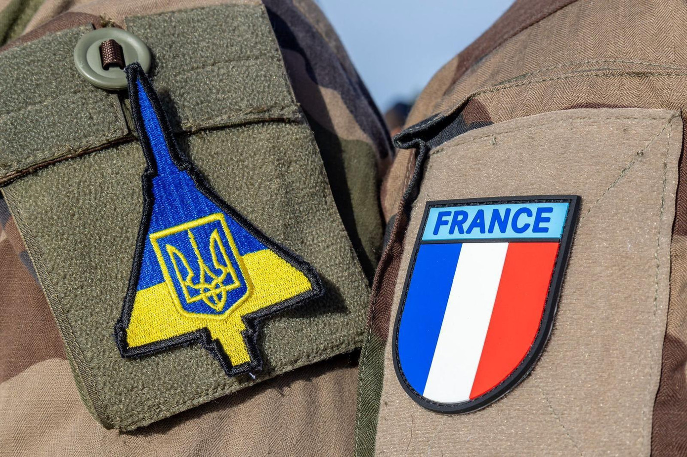 Những bức ảnh do quân đội Pháp công bố về chương trình đào tạo phi công Ukraine. (Ảnh: X)