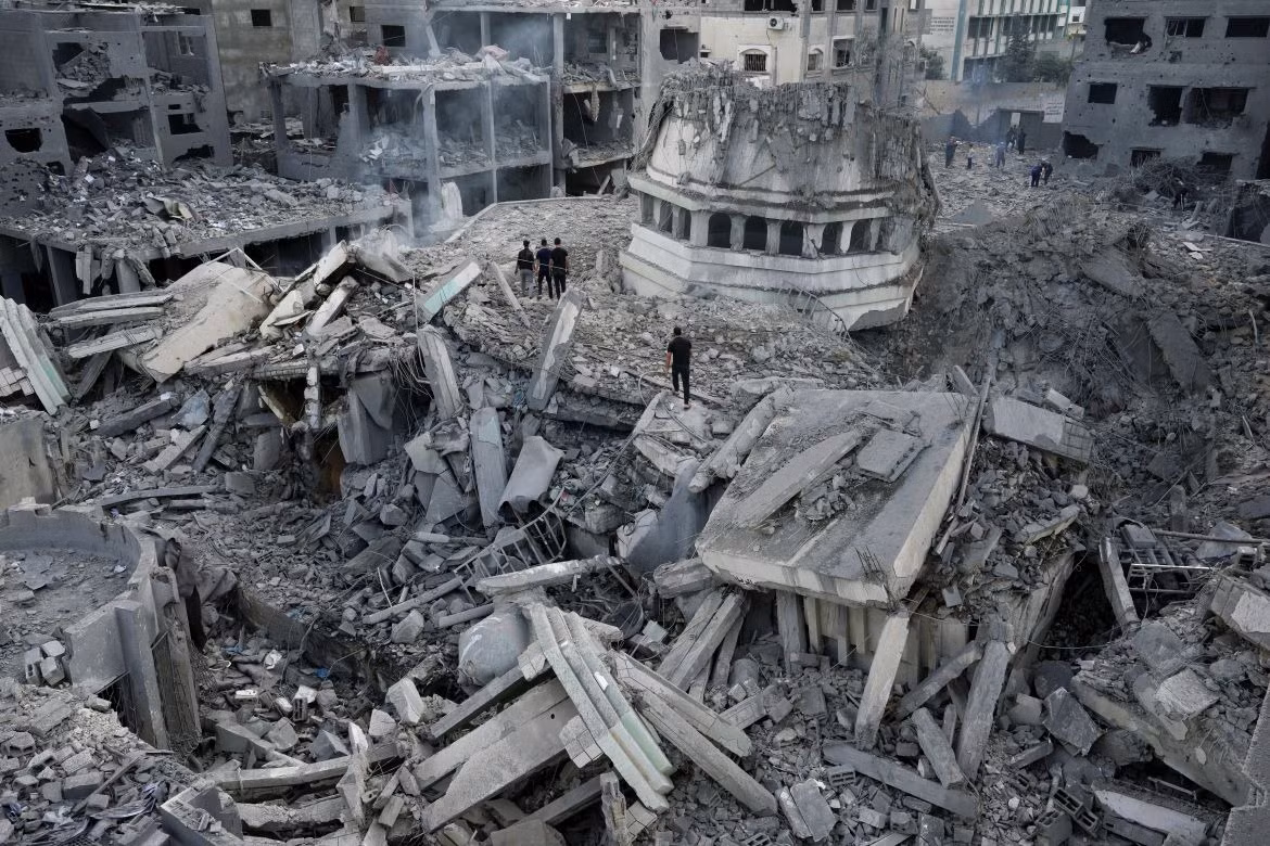 Dải Gaza bị tàn phá nặng nề vì các cuộc giao tranh giữa lực lượng Israel và phong trào Hamas. (Ảnh: AP)