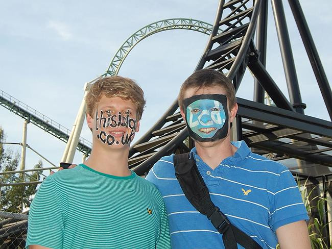 Đây là hình thức làm việc tạm thời đối với những sinh viên mới ra trường và đang thất nghiệp