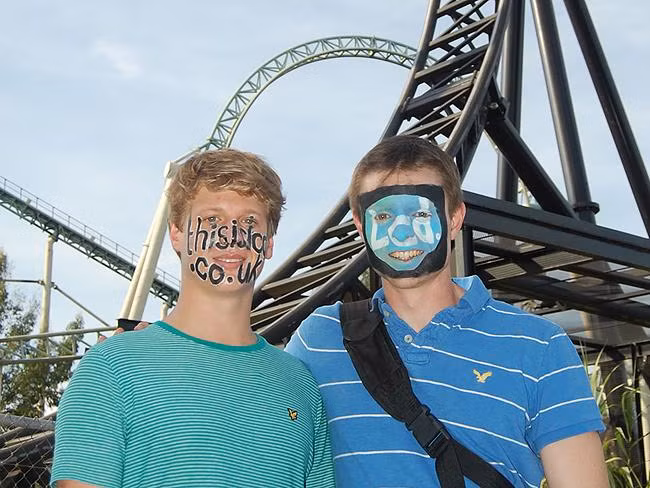 Đây là hình thức làm việc tạm thời đối với những sinh viên mới ra trường và đang thất nghiệp. Đây là hình thức làm việc tạm thời đối với những sinh viên mới ra trường và đang thất nghiệp