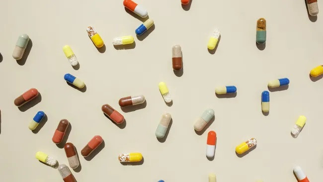 Trong một thử nghiệm giai đoạn cuối, một loại thuốc viên uống một lần mỗi ngày dường như có tác dụng tương đương với thuốc dạng tiêm, như Ozempic, trong việc kiểm soát bệnh tiểu đường. (Ảnh: Yulia Reznikov)