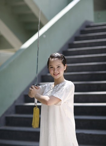 Khi mới 18 tuổi, giành hơn 40 huy chương các loại, trong đó có HCĐ nội dung kiếm thuật tại giải trẻ thế giới năm 2006, HCB giải vô địch thế giới năm 2007, HCV nội dung trường quyền tại SEA Games 24