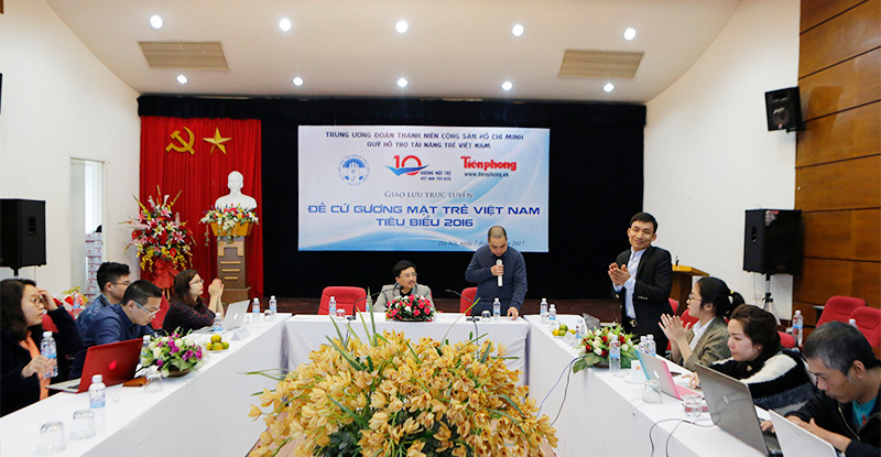 Giao lưu trực tuyến đề cử Gương mặt trẻ Việt Nam tiêu biểu 2016 ảnh 102