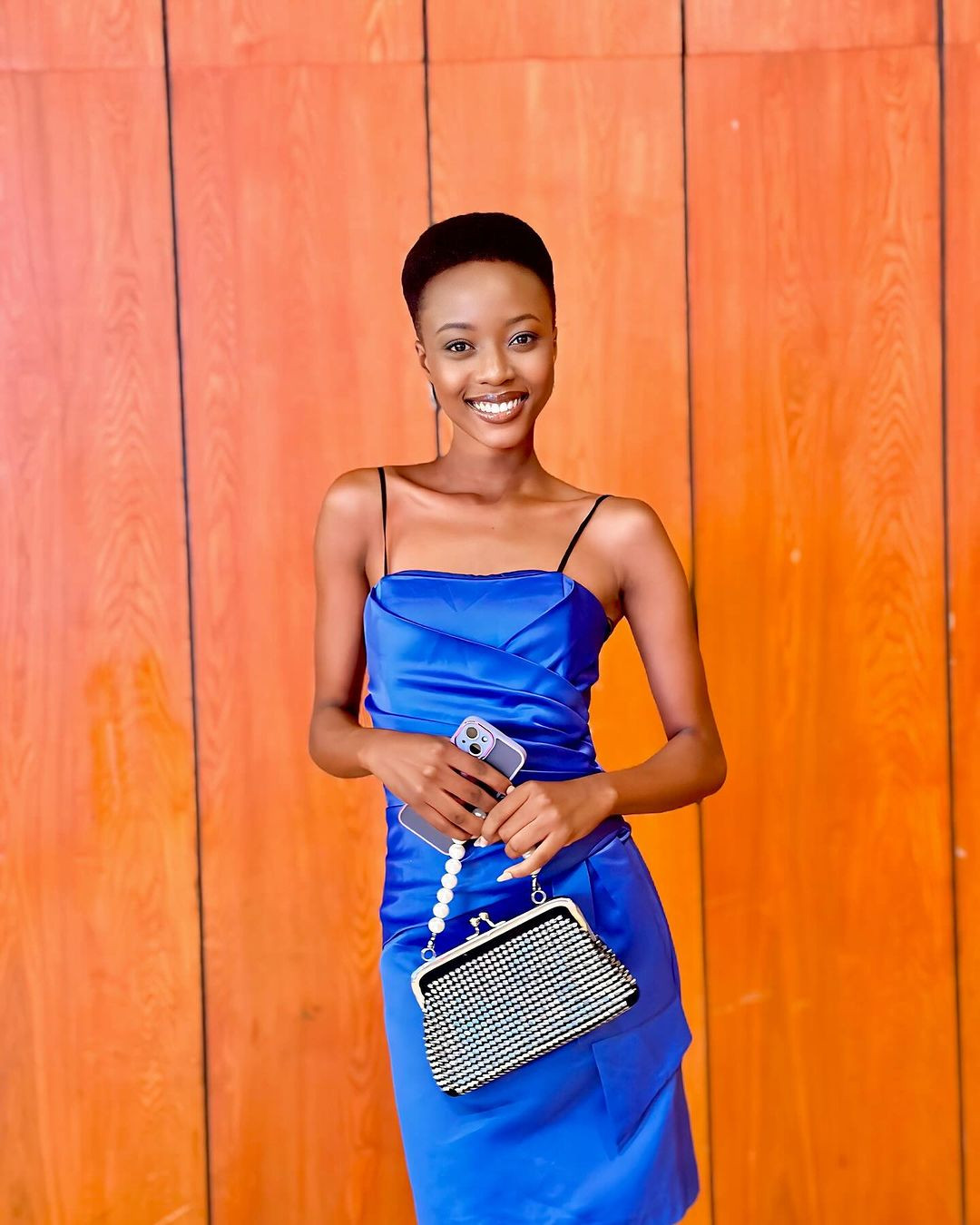 Cô đã tham gia nhiều dự án xã hội khác nhau nhằm cải thiện cuộc sống của những người dân Zimbabwe, đặc biệt là những người dễ bị tổn thương và bị gạt ra ngoài lề xã hội. Cô cũng muốn truyền cảm hứng và trao quyền cho những phụ nữ trẻ khác để họ theo đuổi ước mơ của mình.