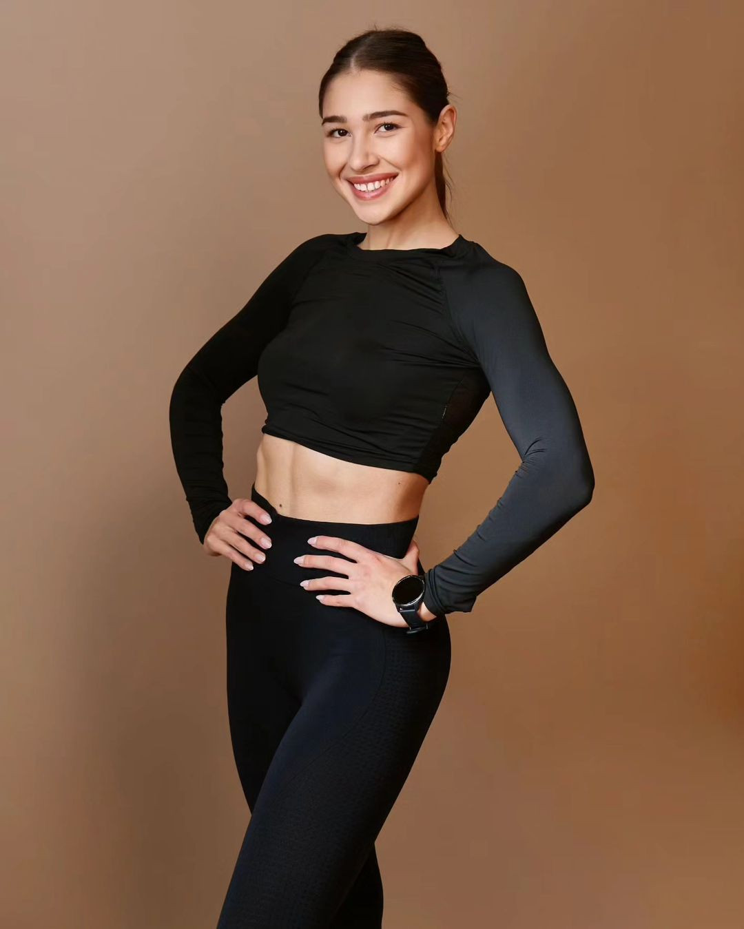 Phần thi Người đẹp Thể thao với sự tham dự của 32 thí sinh, đại diện cho tất cả châu lục. Họ cùng nhau tranh tài với nhiều môn thể thao khác nhau bao gồm cricket, đá luân lưu, chạy con thoi, đá luân lưu khúc côn cầu và chạy cự ly 400 m.