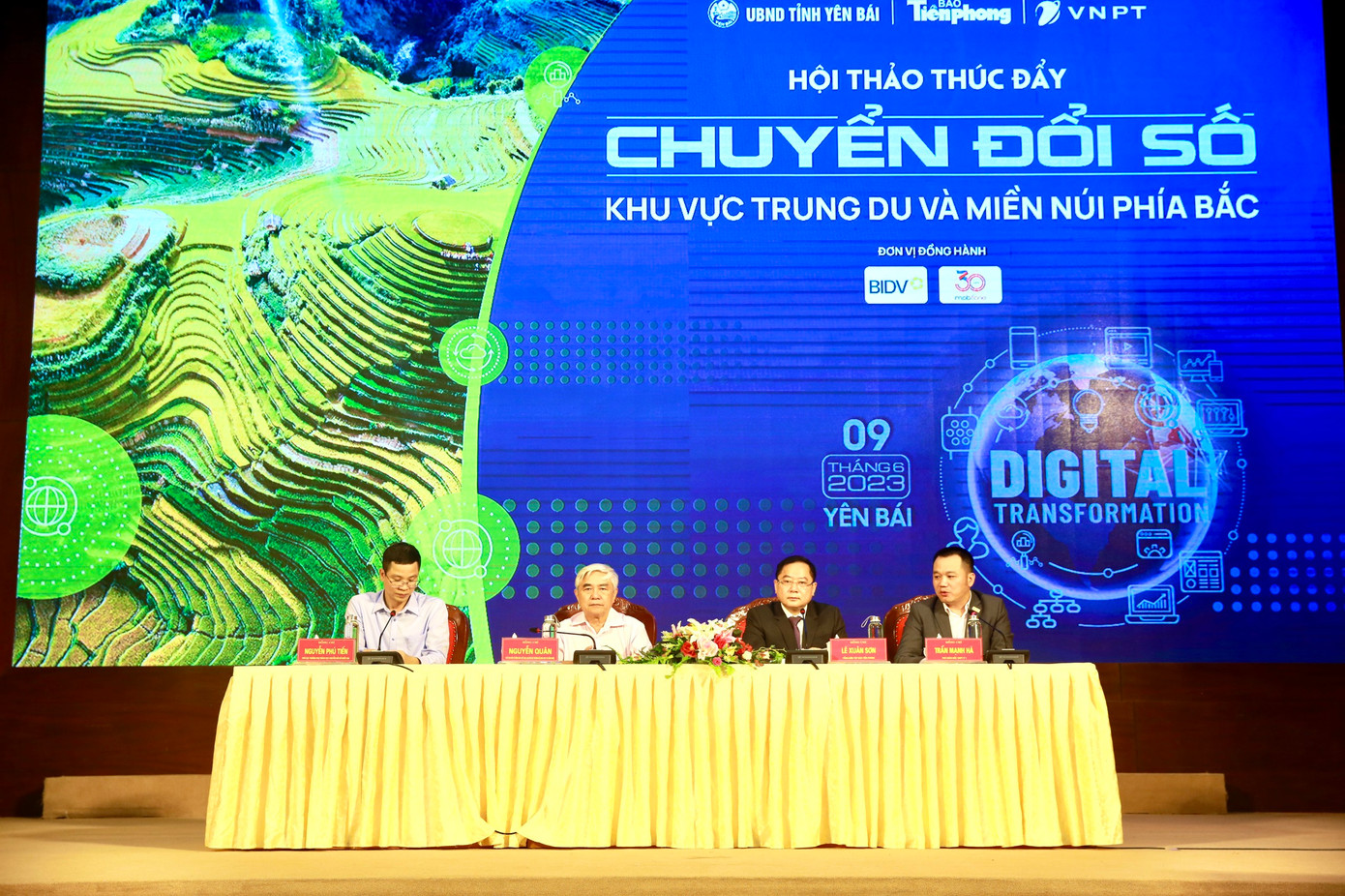 Hội thảo diễn ra phần tọa đàm kết nối.