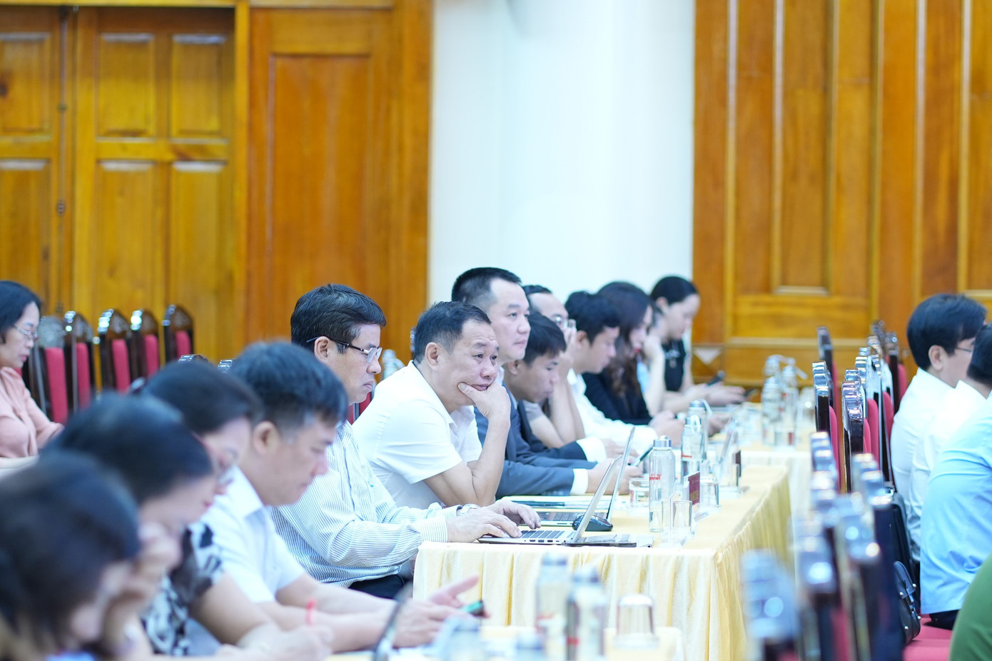 Không còn tình trạng ‘cá lớn nuốt cá bé’ mà là ‘cá nhanh nuốt cá chậm’ ảnh 33 Không còn tình trạng ‘cá lớn nuốt cá bé’ mà là ‘cá nhanh nuốt cá chậm’ ảnh 33