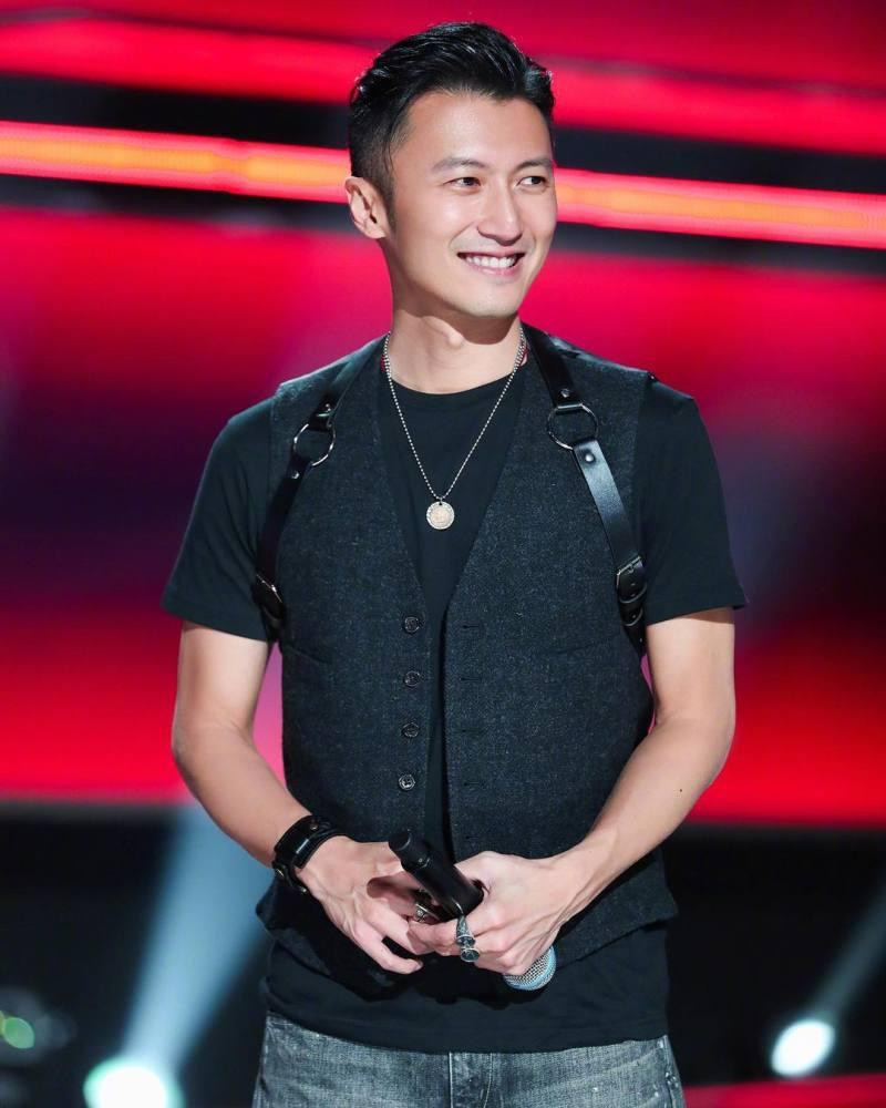 Tạ Đình Phong từ bỏ quốc tịch và áp lực mới của nghệ sĩ Trung Quốc ảnh 3 Tạ Đình Phong từ bỏ quốc tịch và áp lực mới của nghệ sĩ Trung Quốc ảnh 3