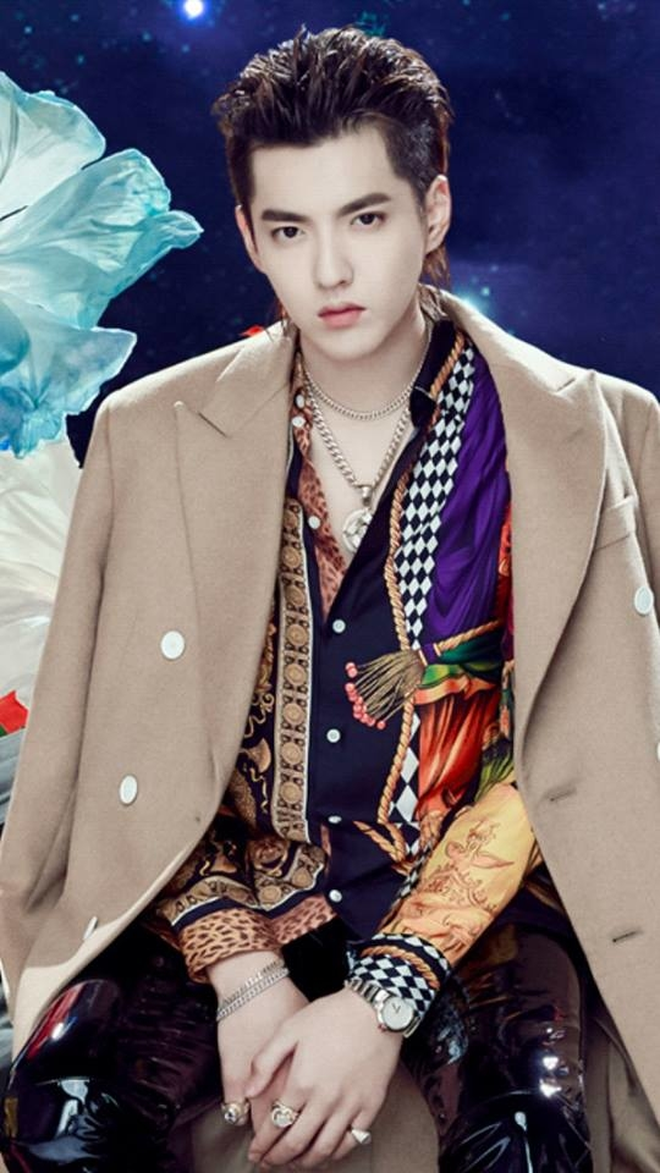 Ngô Diệc Phàm đang bị bắt giam và bị khán giả tẩy chay, giới chức xóa sổ khỏi làng giải trí vì cáo buộc xâm hại và dụ dỗ trẻ vị thành niên.